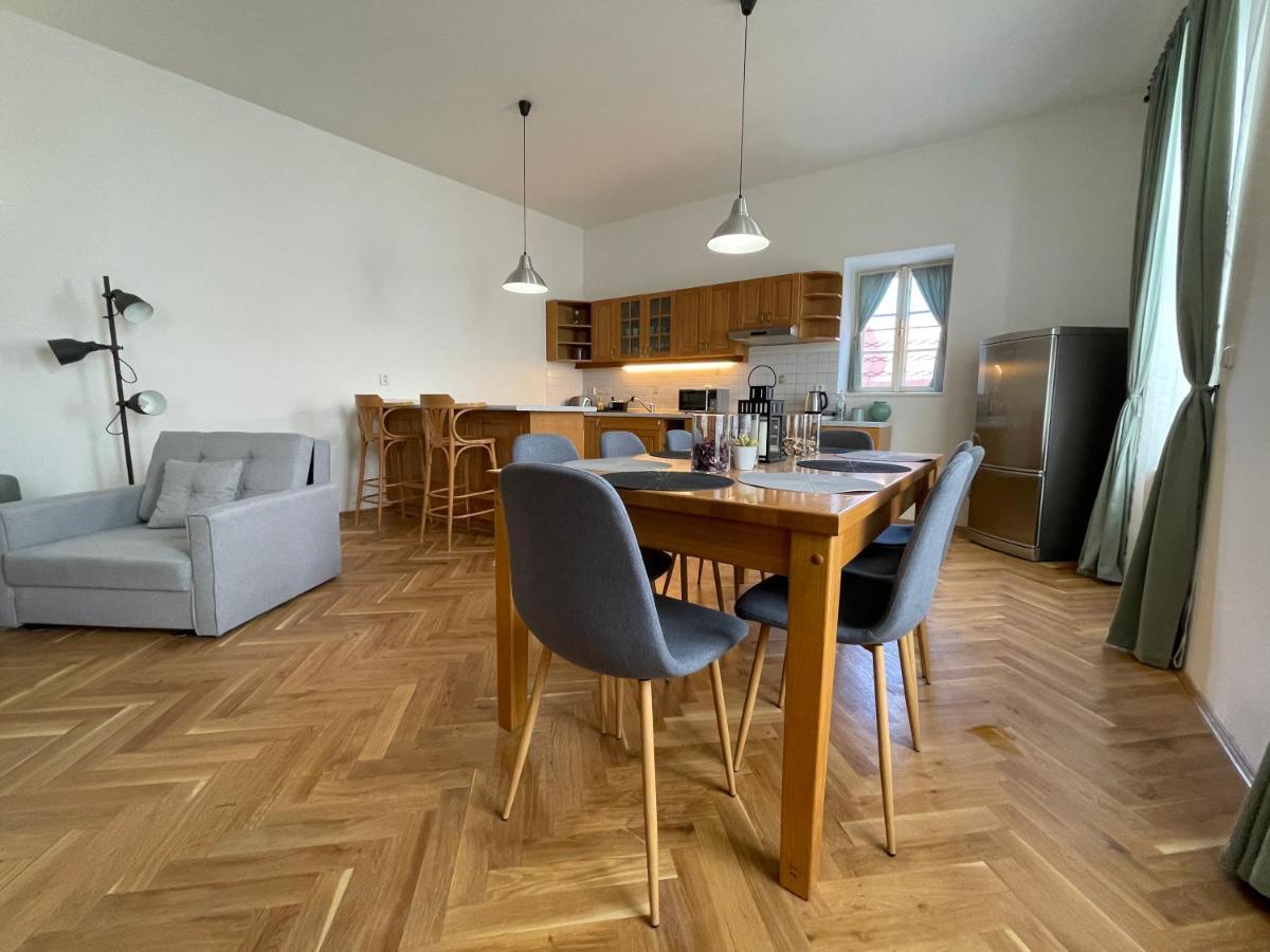 Apartamento White Swan Boutique *
